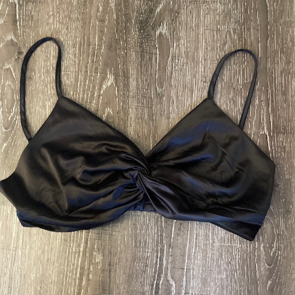 BOW BRA